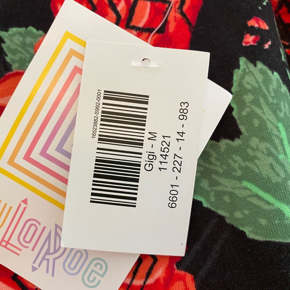 Lularoe GiGi - Picture 3 of 4